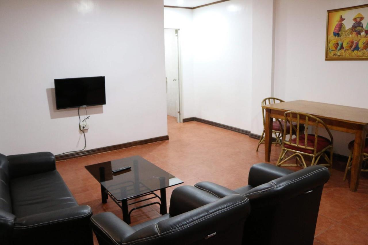 Badladz Staycation Condos ปูแอร์โตกาเลรา ภายนอก รูปภาพ
