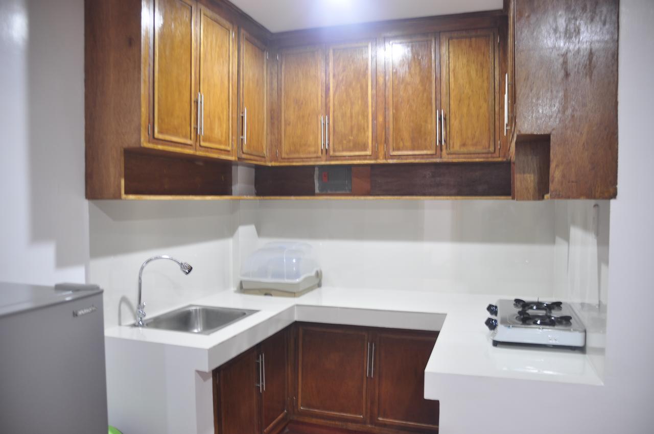 Badladz Staycation Condos ปูแอร์โตกาเลรา ภายนอก รูปภาพ